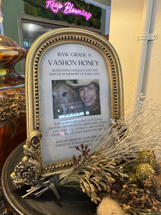 "Queen Bee" Grade A Raw Vashon Honey