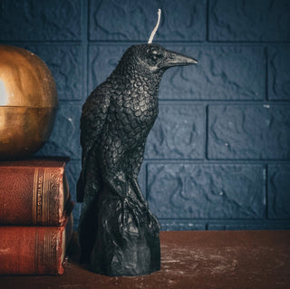 A Pleasant Thought | Perched Raven Candle