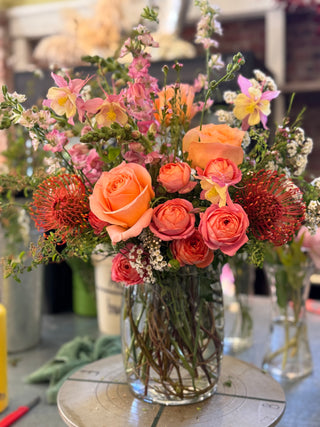 Valentine | Pink Floral Arrangment