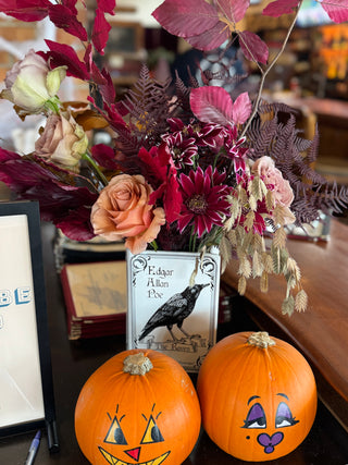 Book Vase Arrangement