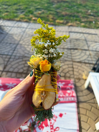 Pear, Palo Santo, Juniper, and Cinnamon Smudge Stick